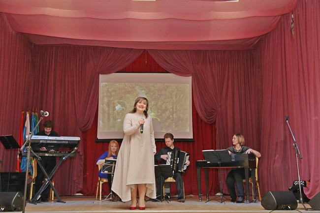 Наталья Шубина солистка ансамбля победитель гран при Голоса России